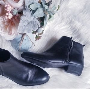 Ralph Lauren Black Leather Ankle Booties